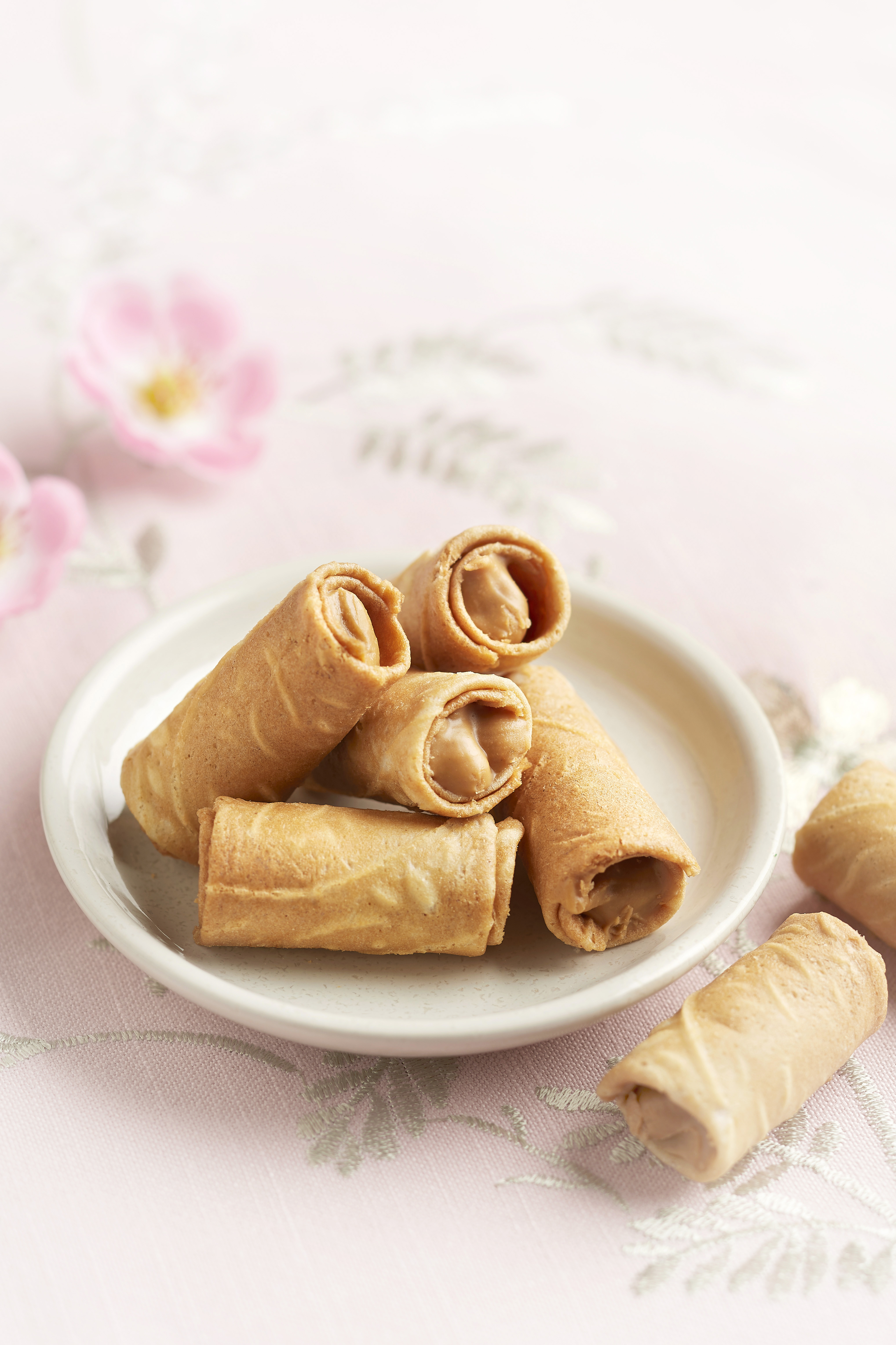 Peanut Butter Egg Roll