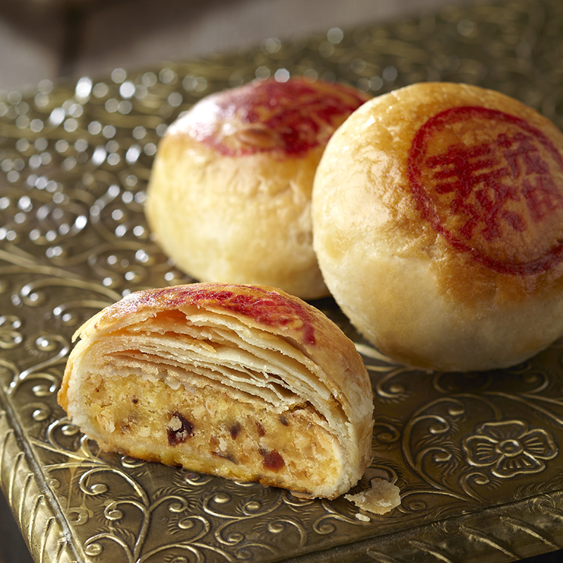 Salty Tau Sar Piah (8 pcs) <br/> 传统咸豆沙饼 (8 粒装)